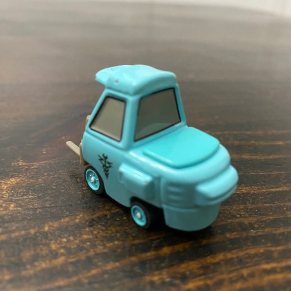 Disney Pixar Cars Medic Pitty Blue Forklift Die-Cast Toy Vehicle 2999 EAB - Picture 3 of 4